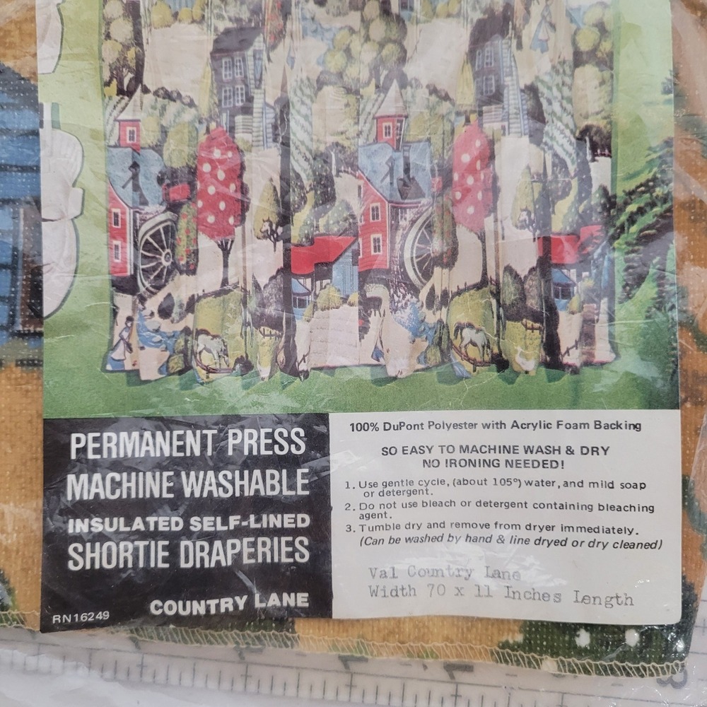 Vintage Country Lane Shortie Drapery Valance Insulated Farm Scene 70x11 NEW